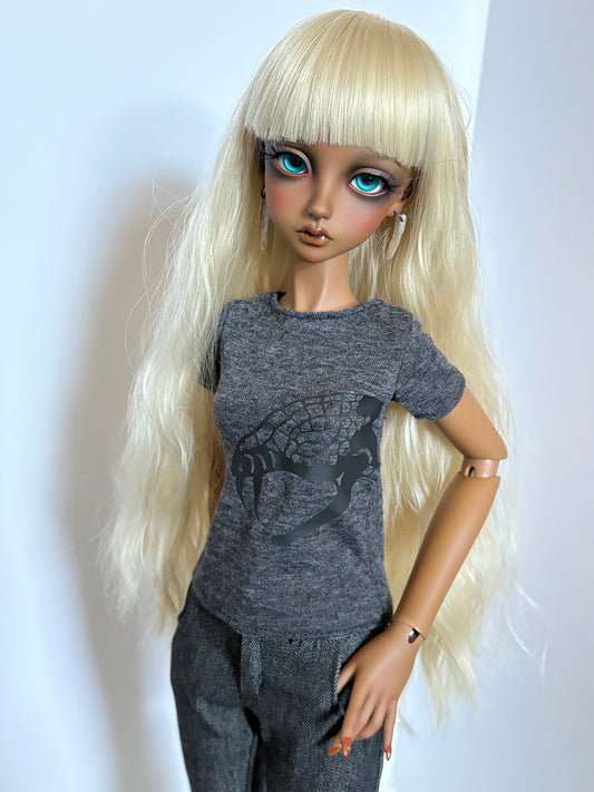60cm/SD13 BJD Girl Heather Grey Snake Head T-shirt worn by doll with long blonde hair and blue eyes