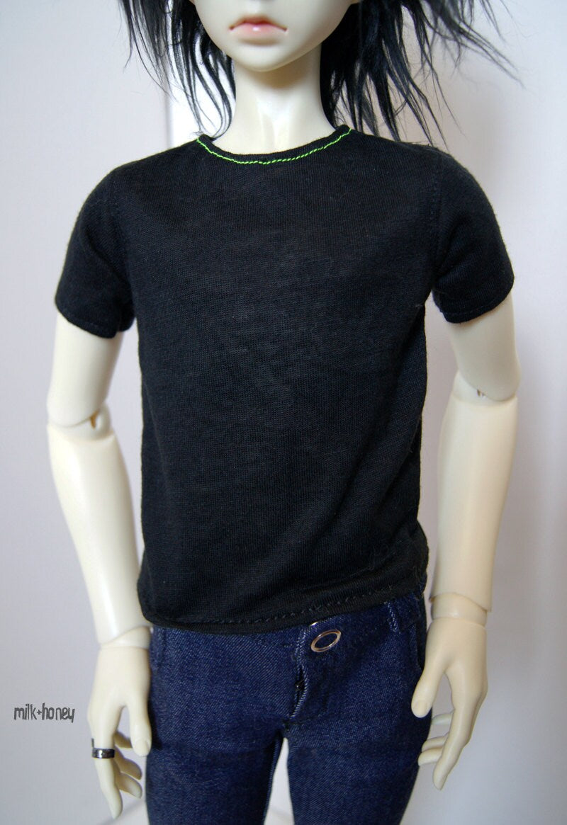 60cm / SD13 BJD Boy Solid Black T-shirt