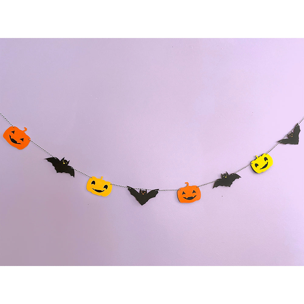Pumpkin & Bat Halloween Party Garland