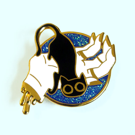 Black Cat Familiar Hard Enamel Pin - Gold Crow Co.