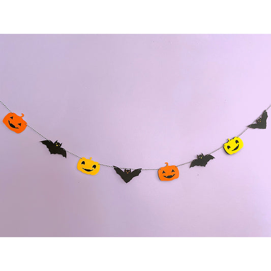 Pumpkin & Bat Halloween Party Garland